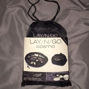 New "Lay/n/go" cosmetic bag